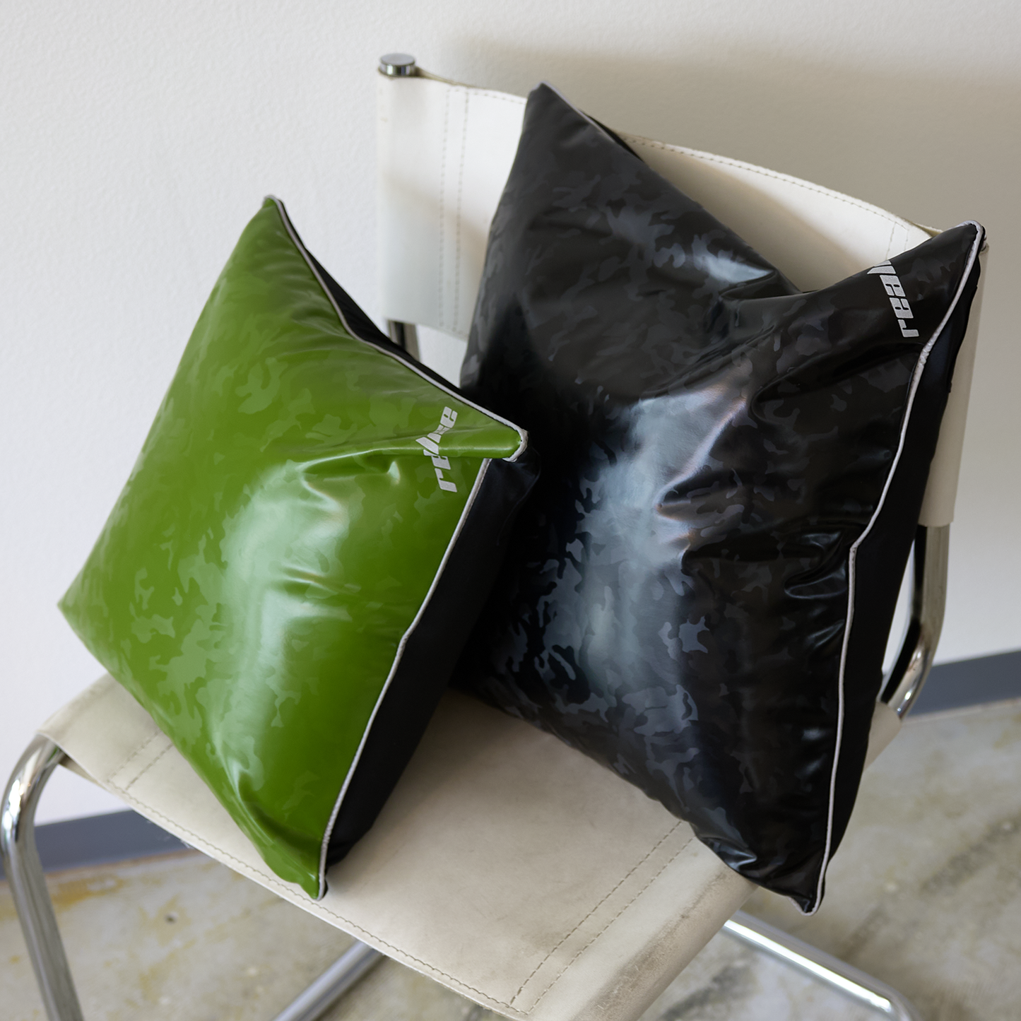 SOLD OUT🙏【REALISE】 Reflector Piping cushion cover(Original Enamel)(RLS-HM-015-KW)