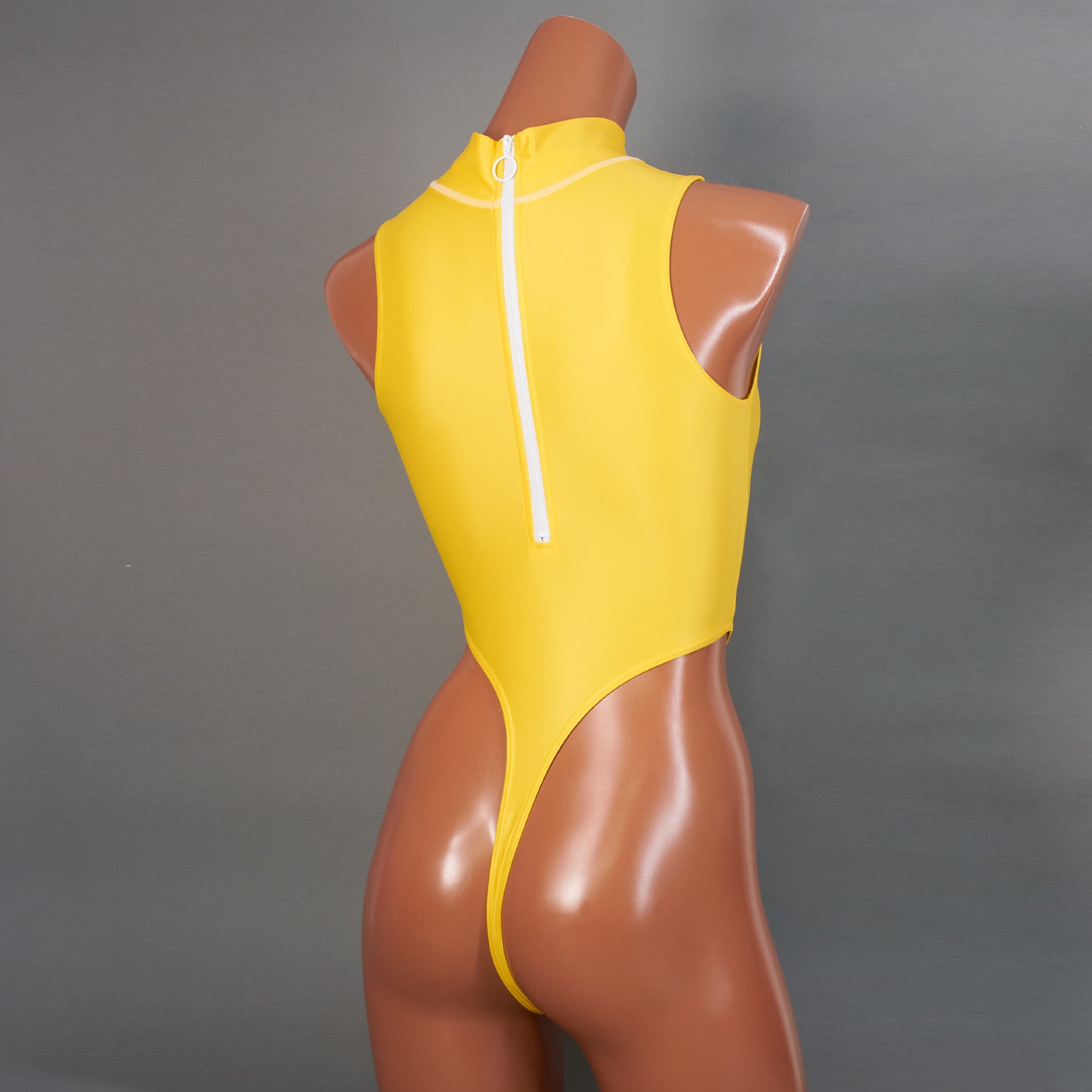 【REALISE】Hi neck Thong back Swimsuit  (T-0303 KW) extra image
