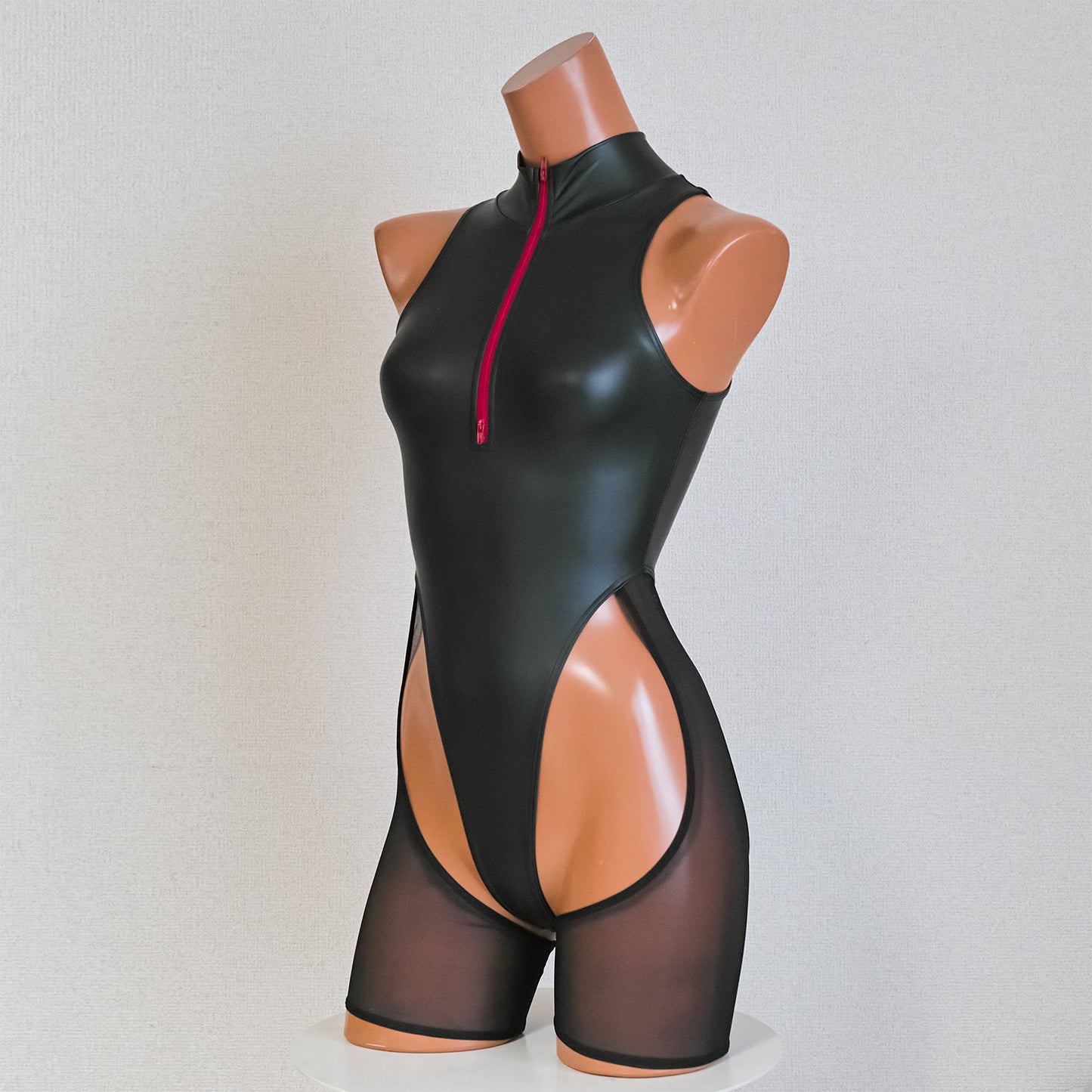 “Only 1 left”【REALISE】Cut Out Rubberized Thong Swimsuit (RSFT-002 HRD-NM)