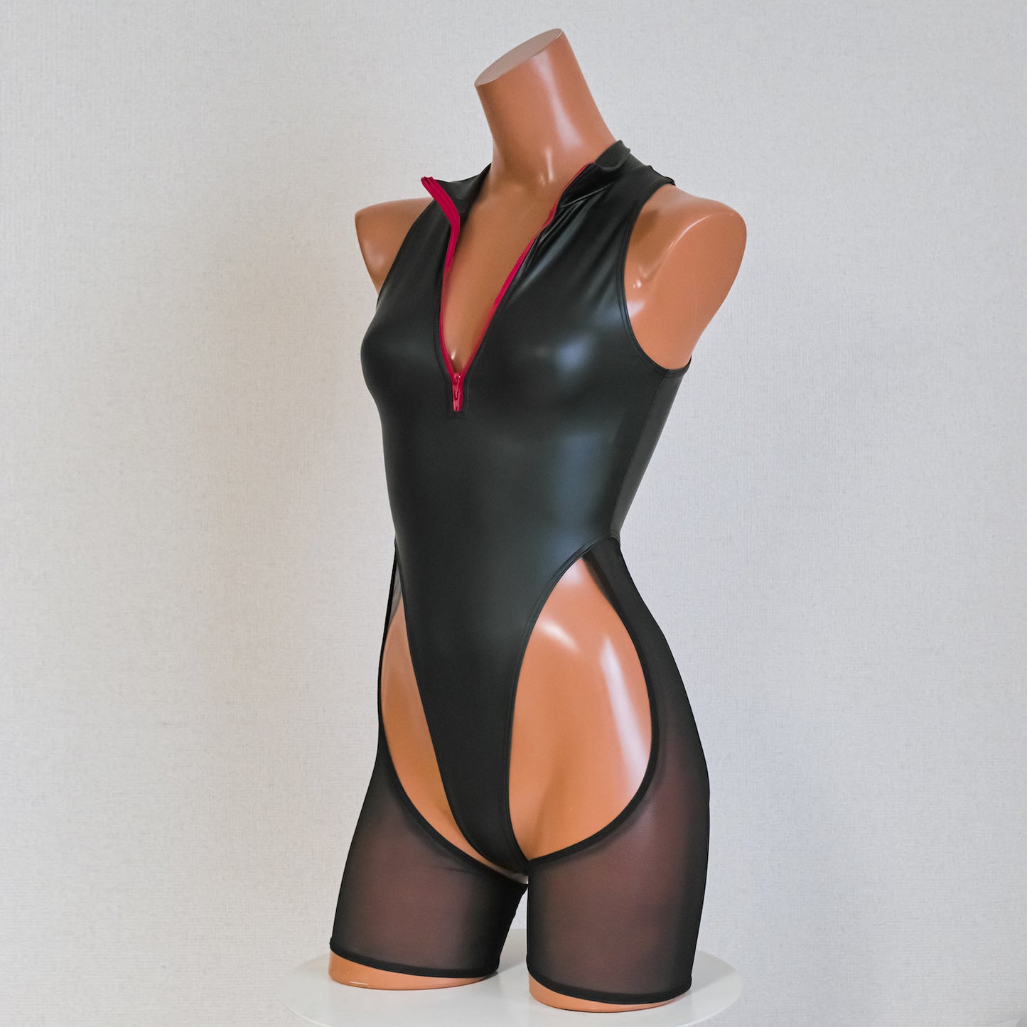 “Only 1 left”【REALISE】Cut Out Rubberized Thong Swimsuit (RSFT-002 HRD-NM)